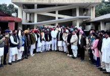 कंवरदीप सैनी, राष्ट्रीय उपप्रधान ओबीसी ऑल इंडिया कांग्रेस कमेटी, पंजाब In-charge के रूप में मेरी पहली संगठनात्मक बैठक सफलतापूर्वक संपन्न हुई।